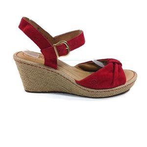 SS1550 EUC $140 Born Ladue Espadrille Wedge sandals size 9M